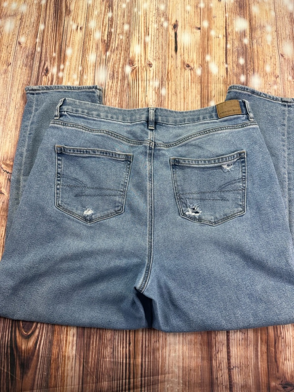 American Eagle Curvy Mom Distressed Women's Jeans - Blue Size 16 - Picture 5 of 14
